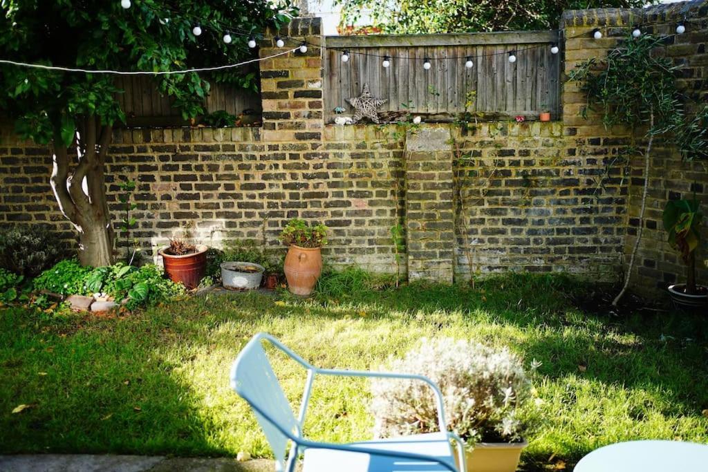 Northdene Cottage - Cosy Old Fisherman'S Cottage Two Mins From Sea - Free Parking - Wood Burning Stove - Roll Top Bath - Dog Friendly 迪尔 外观 照片